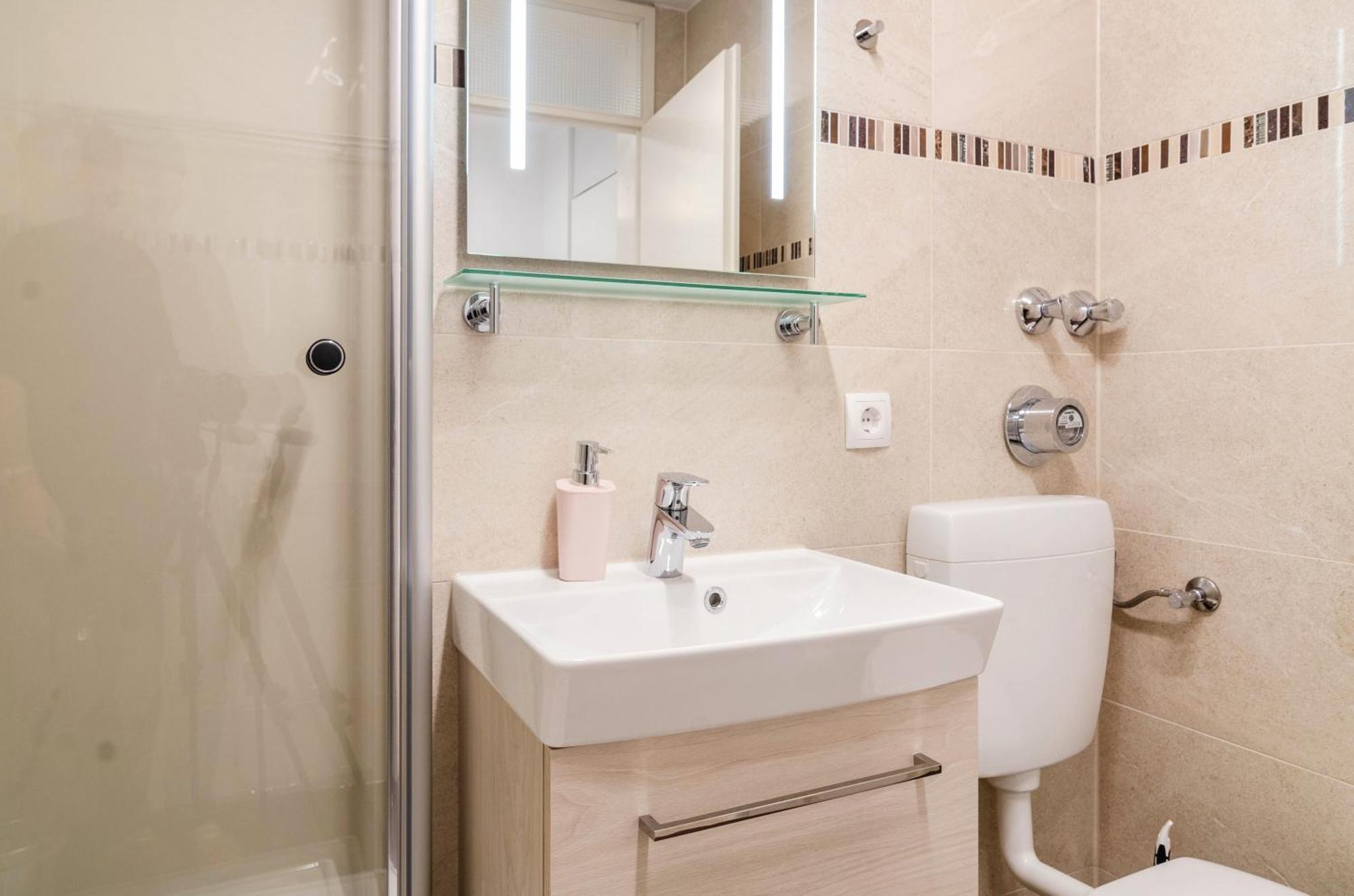 Ferienwohnung Am Weiher Meersburg Ngoại thất bức ảnh