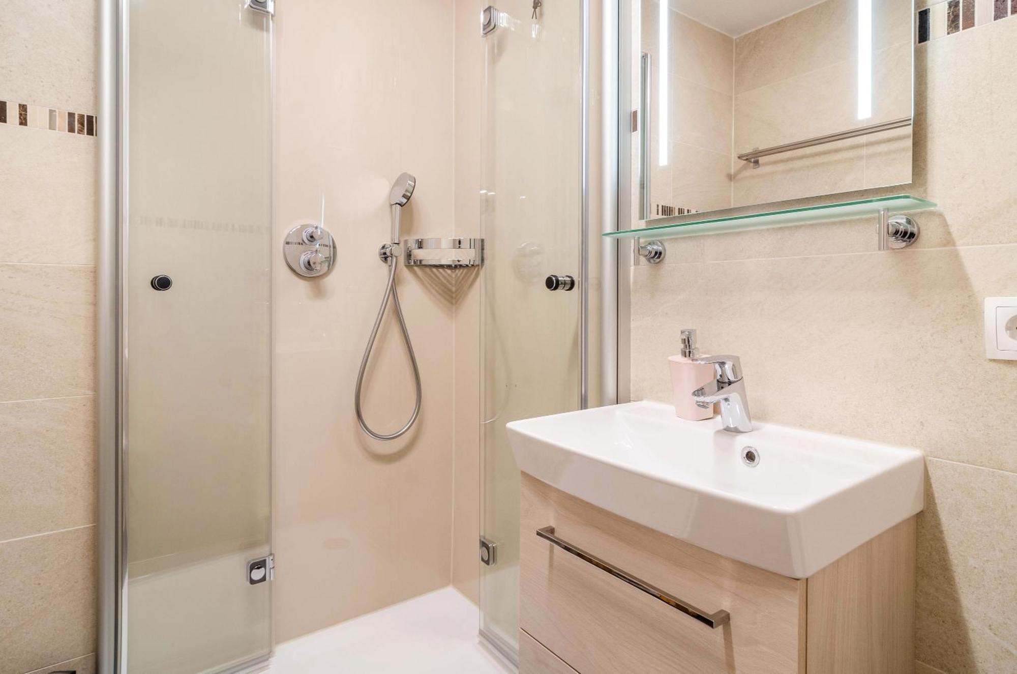 Ferienwohnung Am Weiher Meersburg Ngoại thất bức ảnh