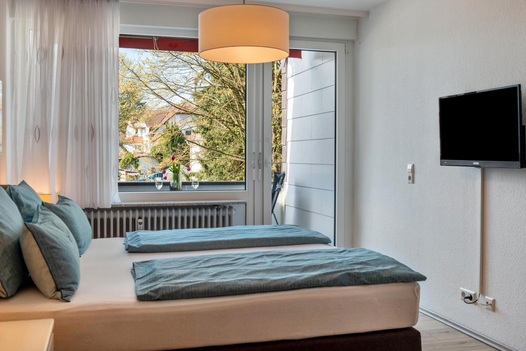 Ferienwohnung Am Weiher Meersburg Ngoại thất bức ảnh